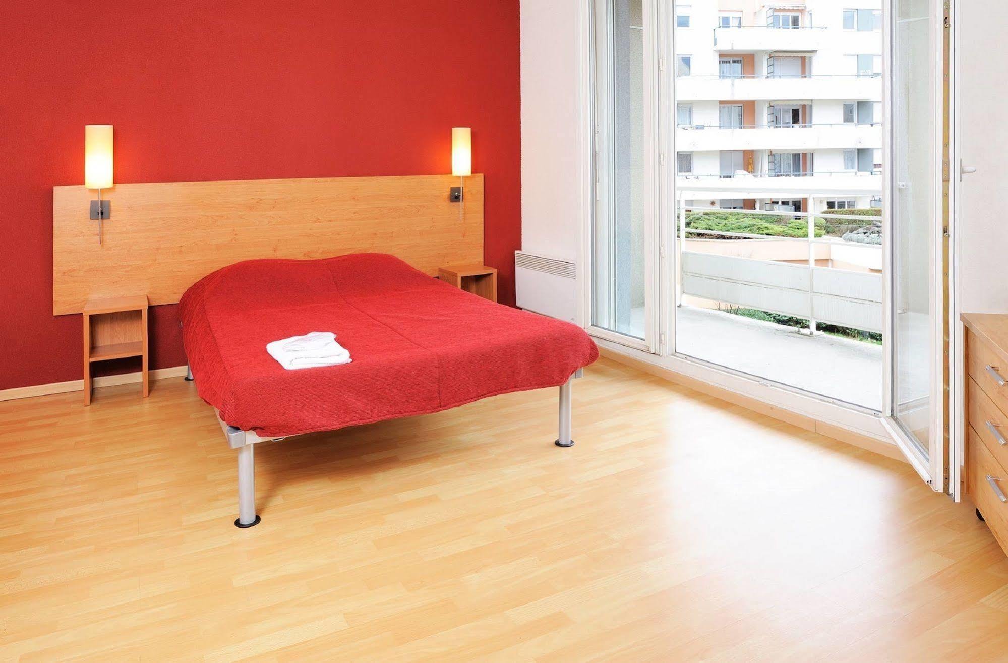 Sejours & Affaires Grenoble Marie Curie Aparthotel ภายนอก รูปภาพ